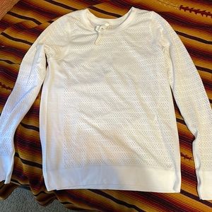 White lululemon long sleeve shirt